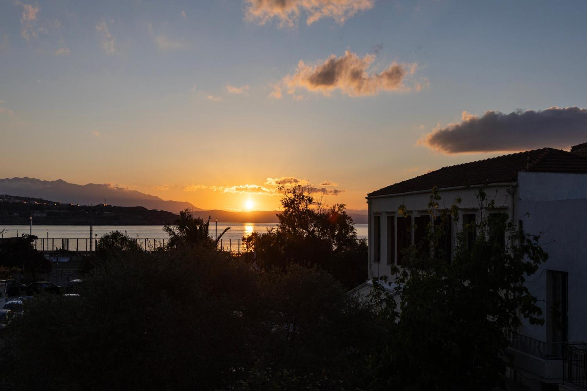 Amalen Suites Adults Only Rethymno Exterior foto